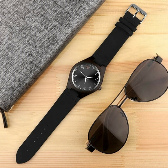 NEW MEN'S GENUINE BAMBOO WATCH W/ LEATHER BAND - Picture 2 of 3